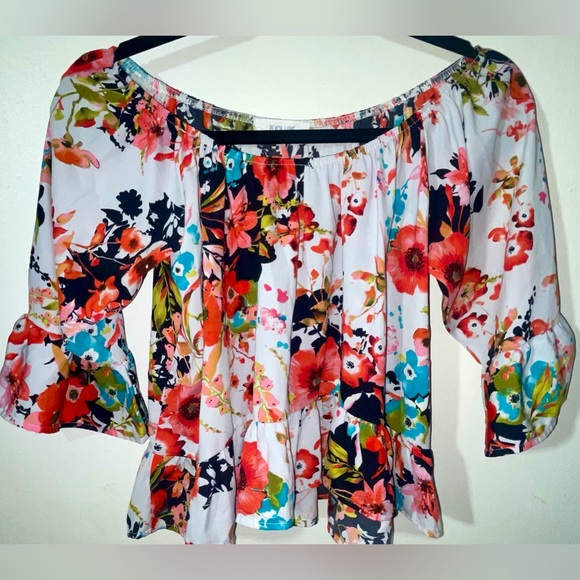 Peach Love California Floral Peplum Crop - Picture 1 of 6